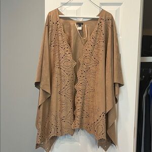 New Directions Beige Poncho/Shaw with Detail